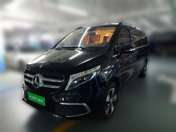 Mercedes-Benz V-Class 2021, 85600 км, за 36255 USD