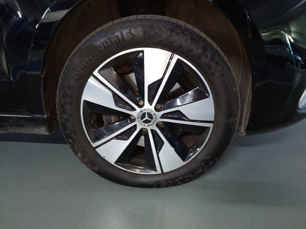 Mercedes-Benz V-Class 2021, 85600 км, за 36255 USD - фото 6