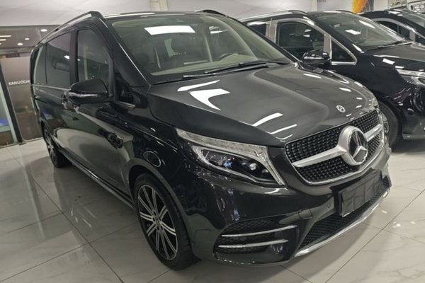Mercedes-Benz V-Class 2021, 55300 км, за 41233 USD
