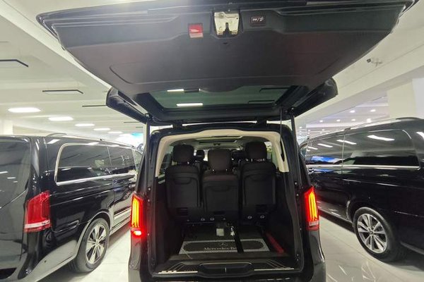 Mercedes-Benz V-Class 2021, 55300 км, за 41233 USD - фото 22
