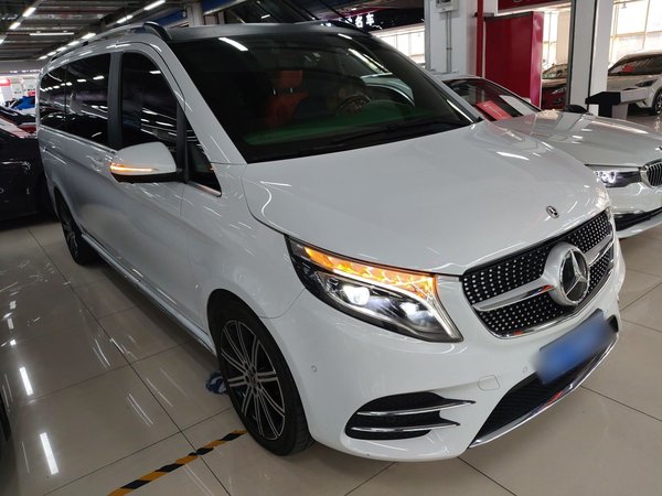 Mercedes-Benz V-Class 2021 V 260 L Long-wheelbase Luxury Edition, 2021 года