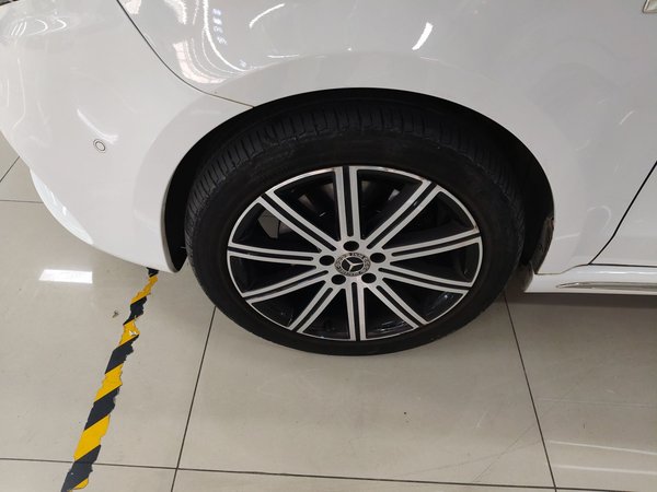 Mercedes-Benz V-Class 2021, 72200 км, за 37047 USD - фото 22