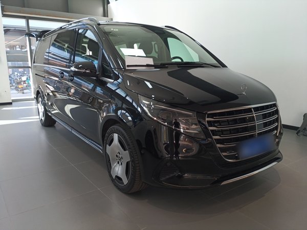 Mercedes-Benz V-Class 2024 V 300 L Long Wheelbase Luxury Edition, 2024 года