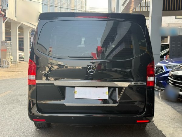 Mercedes-Benz Vito 2016, 188000 км, за 17038 USD
