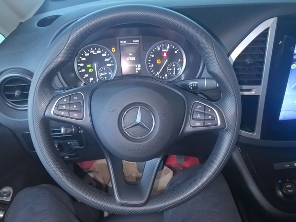 Mercedes-Benz Vito 2018, 17300 км, за 22435 USD - фото 12