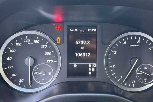 Mercedes-Benz Vito 2021, 106300 км, за 31309 USD - фото 11