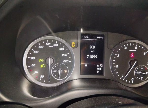 Mercedes-Benz Vito 2021, 71100 км, за 25908 USD