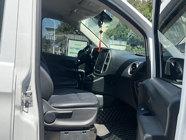 Mercedes-Benz Vito 2021, 71100 км, за 25908 USD - фото 16