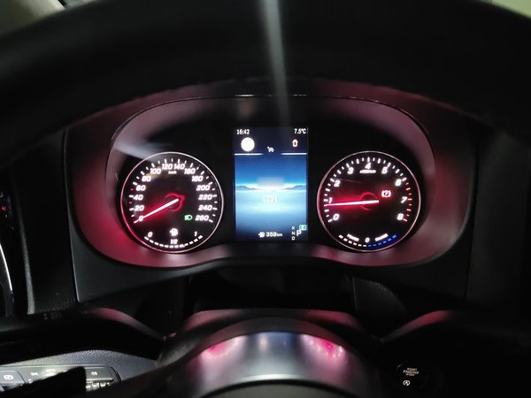 Mercedes-Benz Vito 2024, 1200 км, за 43175 USD - фото 10