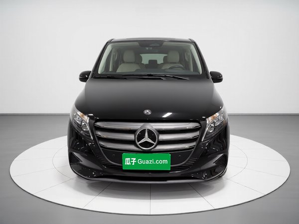 Mercedes-Benz Vito 2024, 1200 км, за 43175 USD