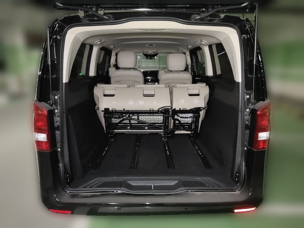 Mercedes-Benz Vito 2024, 1200 км, за 43175 USD - фото 16