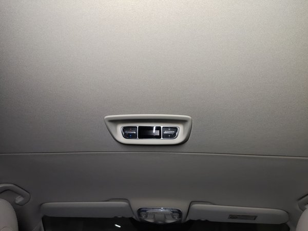 Mercedes-Benz Vito 2024, 1200 км, за 43175 USD - фото 15