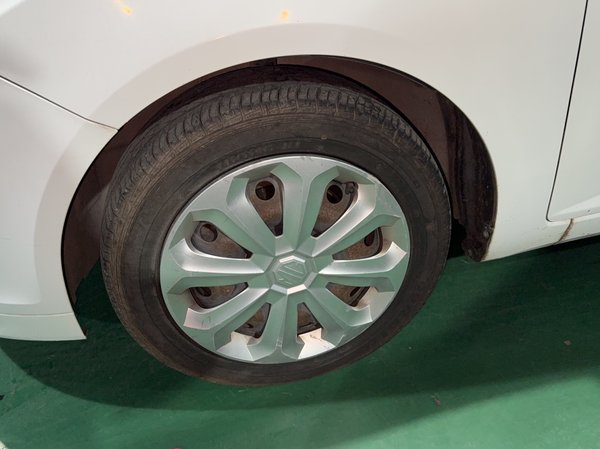 MG 5 2012, 111900 км, за 3757 USD