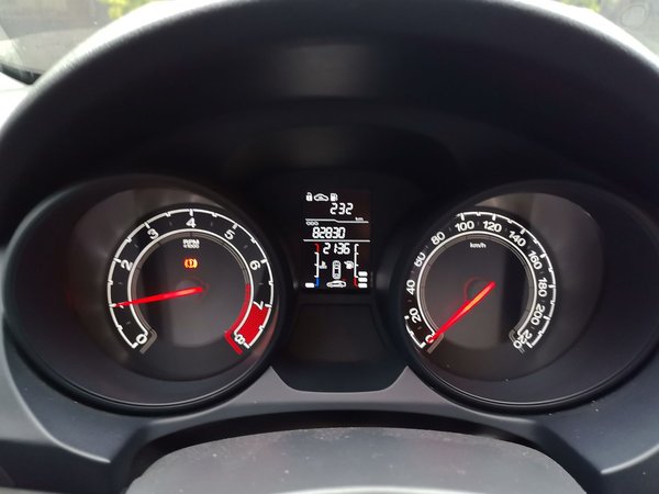 MG GT 2016, 82800 км, за 3300 USD - фото 13