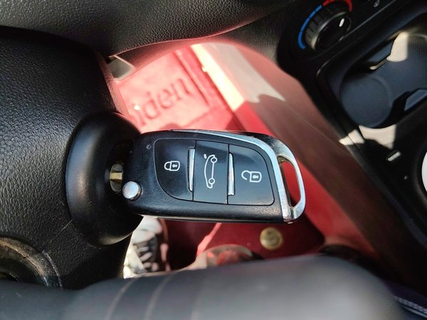 MG 3 2014, 66700 км, за 2237 USD - фото 20