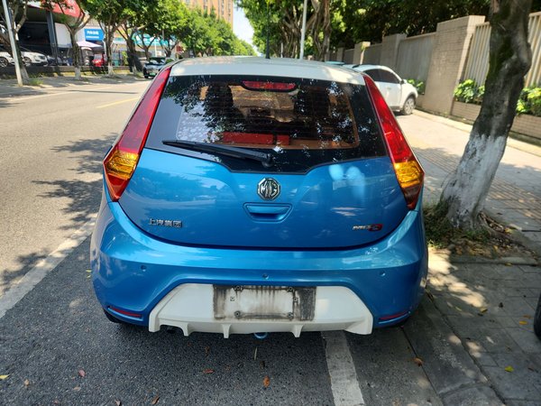 MG 3 2016, 102800 км, за 3607 USD