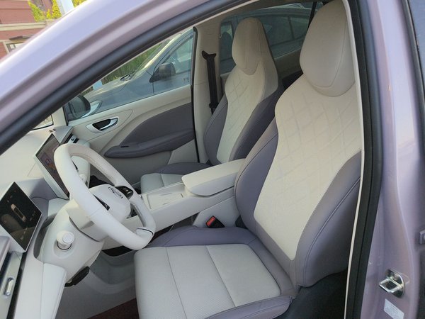 MG 4 EV 2026, 4400 км, за 11490 USD - фото 16