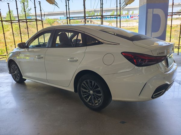 MG 5 2025, 1500 км, за 9741 USD