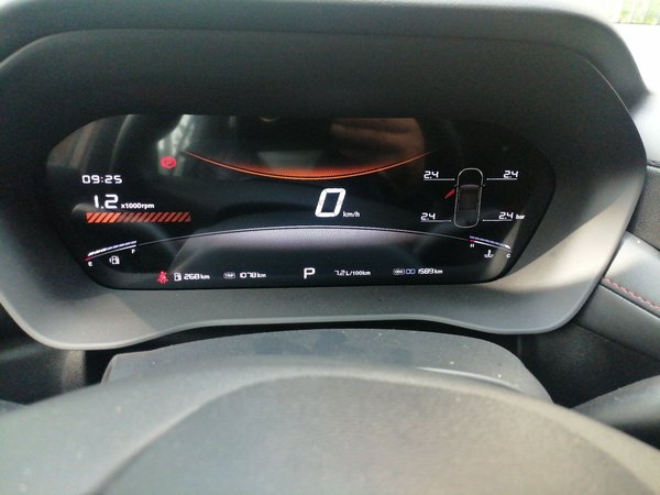 MG 5 2025, 1500 км, за 9741 USD - фото 11