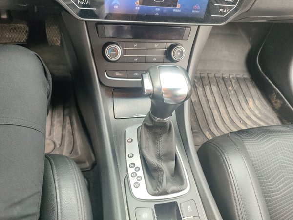 MG 6 2015, 116200 км, за 4431 USD
