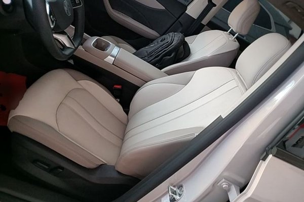 MG ES5 2025, 41800 км, за 14609 USD