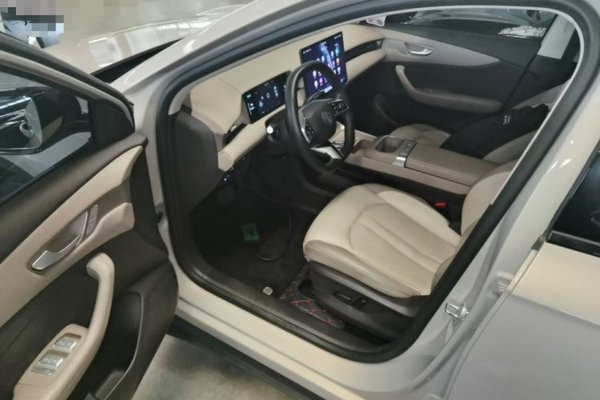 MG ES5 2025, 29000 км, за 13005 USD - фото 17