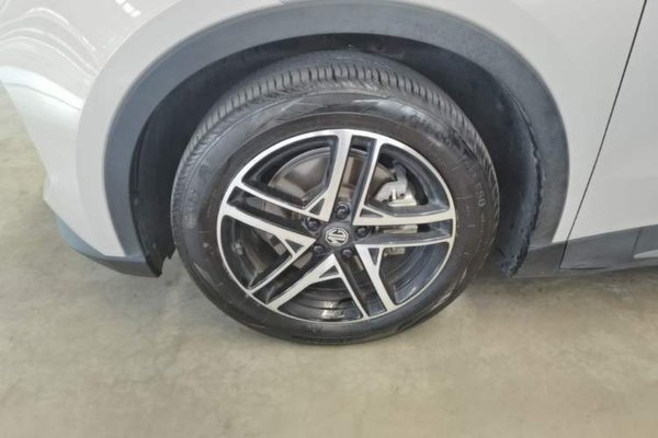 MG ES5 2025, 29000 км, за 13005 USD - фото 9