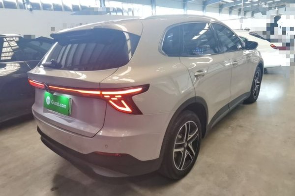 MG ES5 2025, 29000 км, за 13005 USD