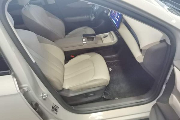 MG ES5 2025, 29000 км, за 13005 USD - фото 18