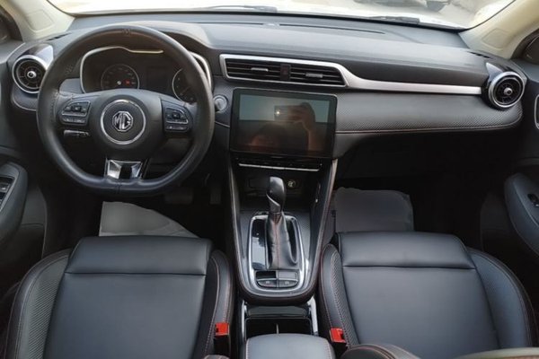 MG ZS 2020, 30600 км, за 7565 USD
