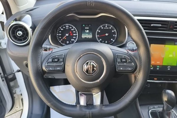MG ZS 2020, 30600 км, за 7565 USD