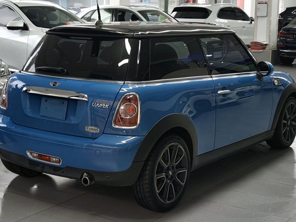 Mini Cooper 2012, 88900 км, за 8653 USD - фото 32