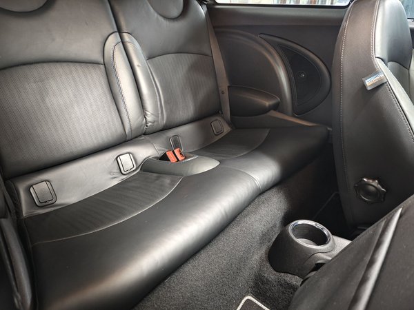 Mini Cooper 2012, 88900 км, за 8653 USD - фото 9