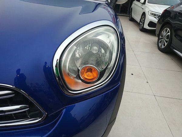 Mini Mini Cooper 2014, 113000 км, за 9266 USD