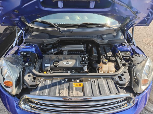 Mini Cooper Countryman Fun 2014, 145800 км, за 8568 USD