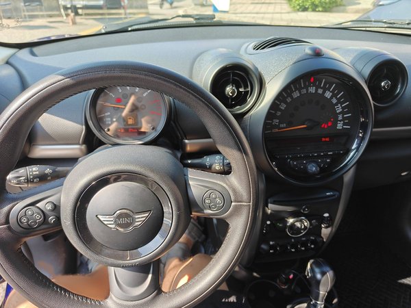 Mini Cooper Countryman Fun 2014, 145800 км, за 8568 USD - фото 19