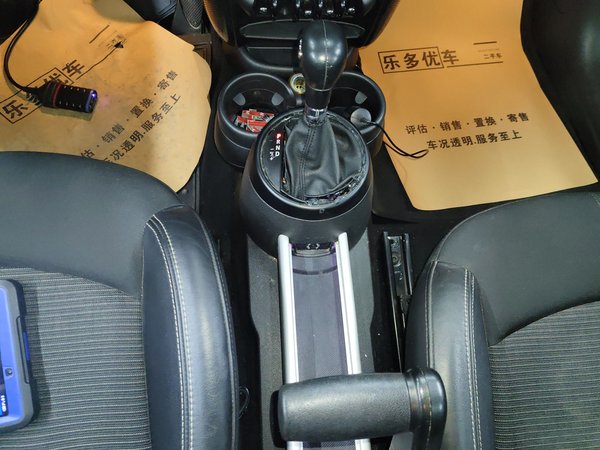 Mini Mini Cooper 2014, 104600 км, за 9121 USD - фото 15