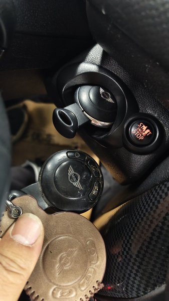 Mini Mini Cooper 2014, 104600 км, за 9121 USD - фото 19