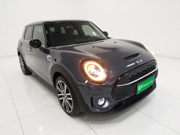 Mini Mini Cooper 2021, 39900 км, за 22142 USD