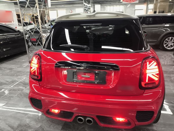 MINI MINI 2021, 70900 км, за 26764 USD