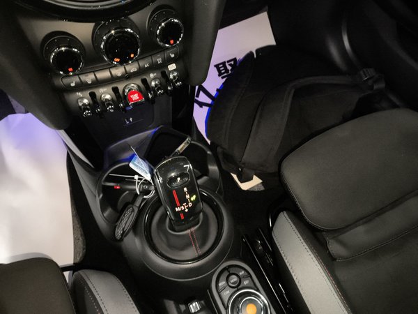 MINI MINI 2021, 70900 км, за 26764 USD - фото 17