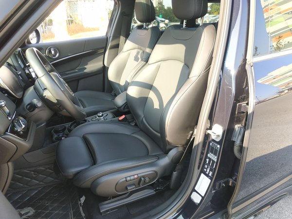 Mini Cooper Countryman 2022, 31900 км, за 23278 USD - фото 19