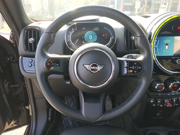 Mini Cooper Countryman 2022, 31900 км, за 23278 USD - фото 14