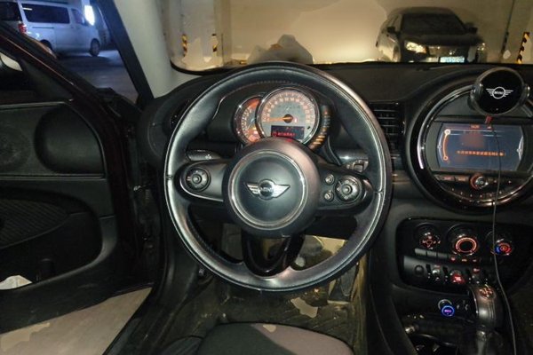 MINI Clubman 2016, 133300 км, за 9999999 USD - фото 15