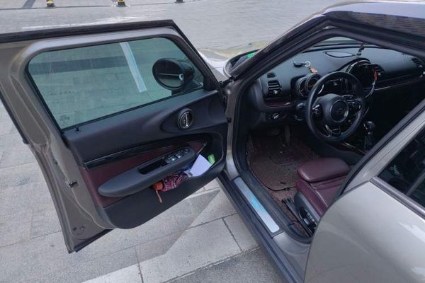 MINI Clubman 2018, 30100 км, за 14879 USD - фото 16