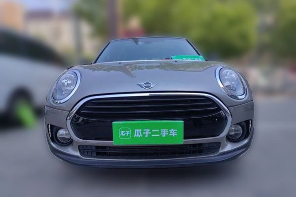 MINI Clubman 2018, 30100 км, за 14879 USD