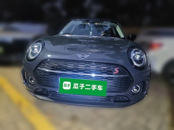 MINI Clubman 2021, 34100 км, за 26123 USD