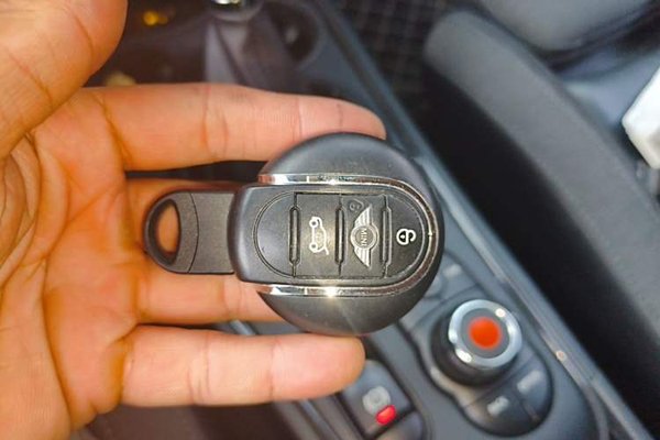 MINI Countryman 2017, 64800 км, за 10797 USD - фото 9