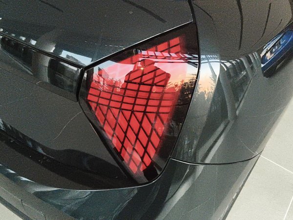 Mini Cooper SE 2024, 9100 км, за 21977 USD - фото 7