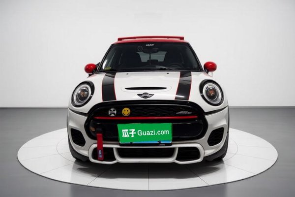 MINI JCW 2017, 65600 км, за 26757 USD